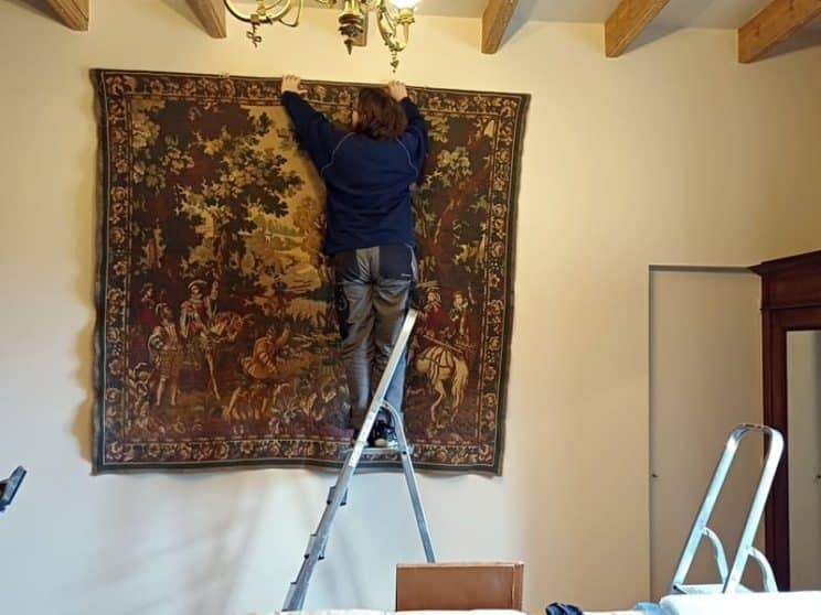 Gîte d'étape Molières - séjour - pose tapisserie