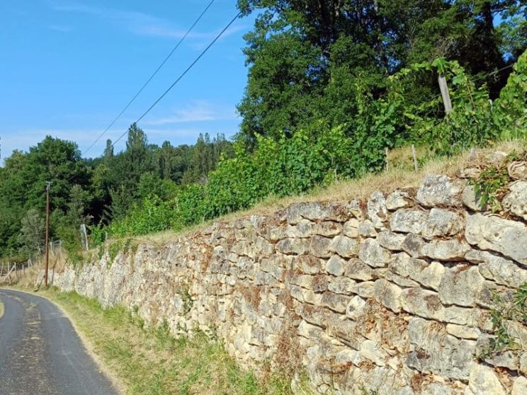 Mur de soutènement à Molières : rue du Manse